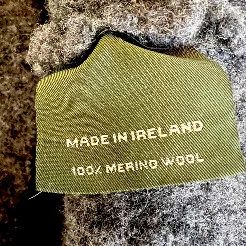 ARAN SWEATER MARKET 100% NERINO WOOL KIDS LONG SLEEVE MOCK TURTLE BECK SWEATER - Picture 6 of 7